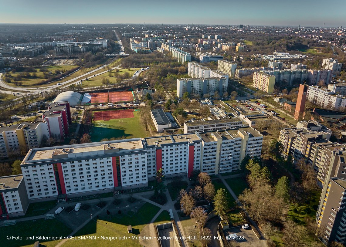 07.02.2023 - Luftbilder vom Marx-Zenrtum und Umgebung in Neuperlach
